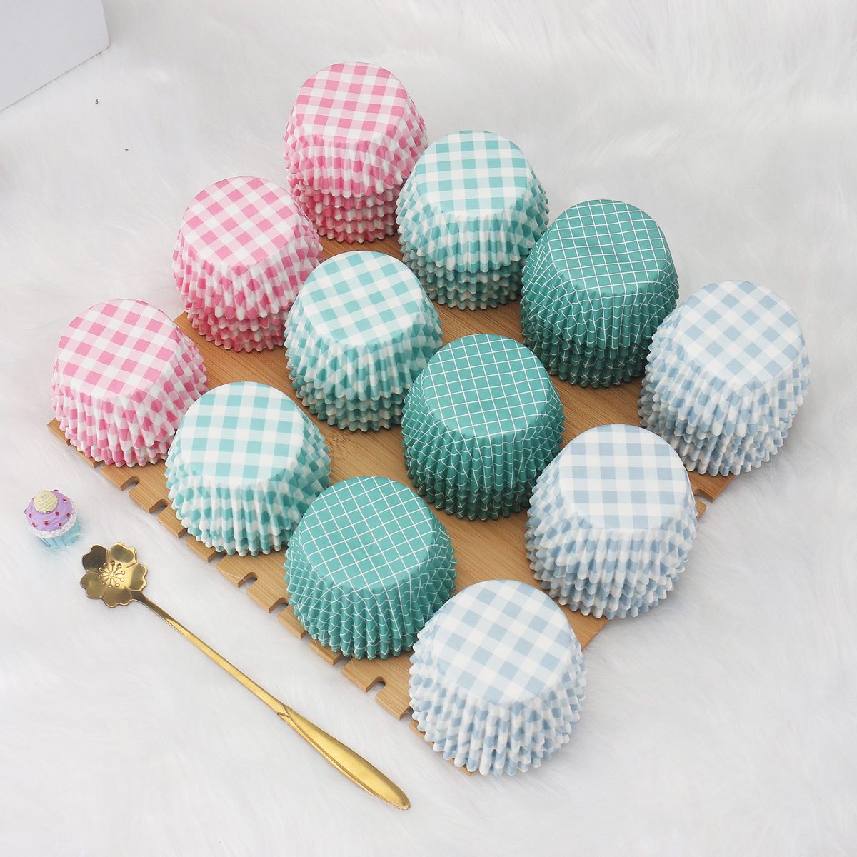 Custom Cupcake Liners & Paper Baking Cups Wholesale