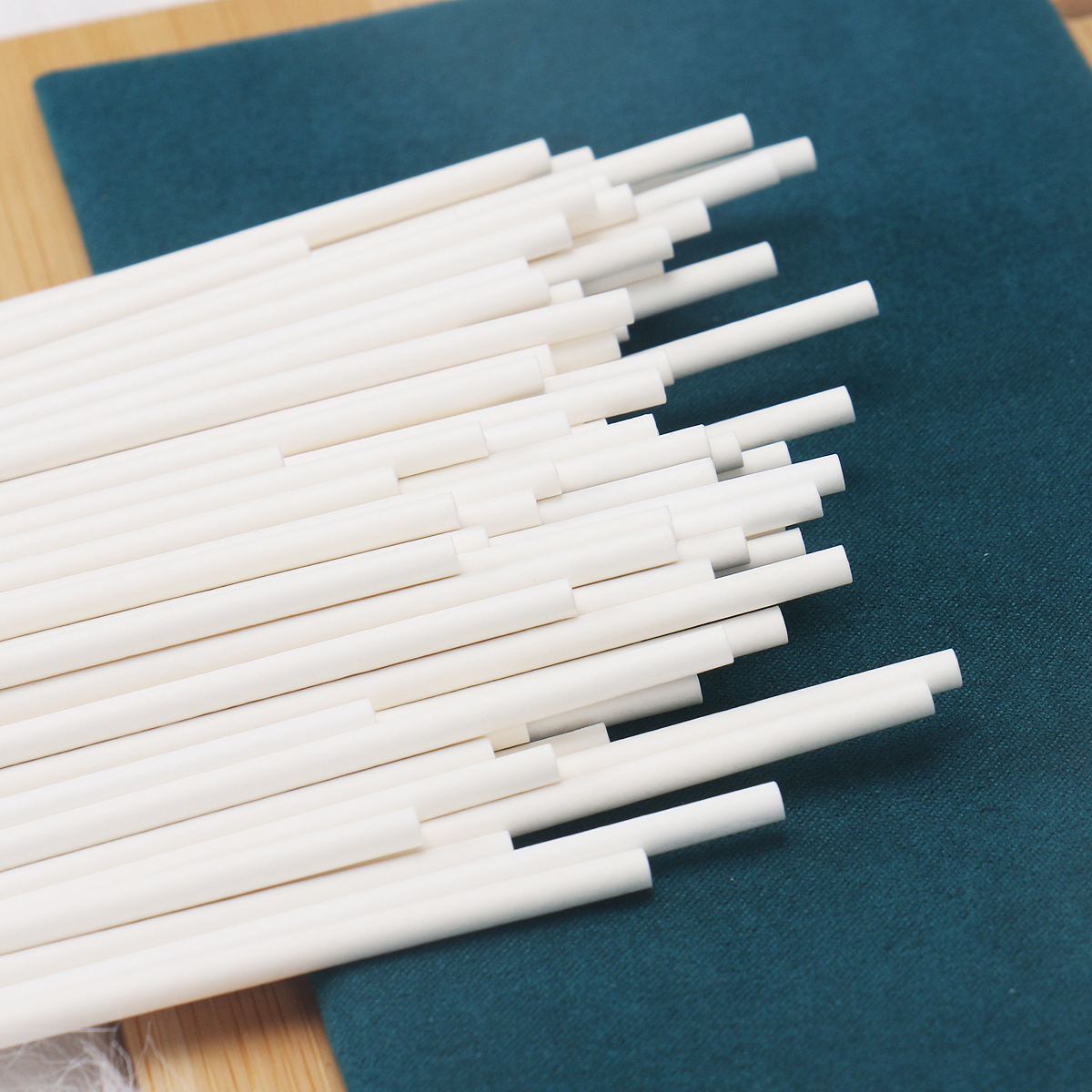 Biodegradable Paper Straws for Wholesale Beverage Buyers
